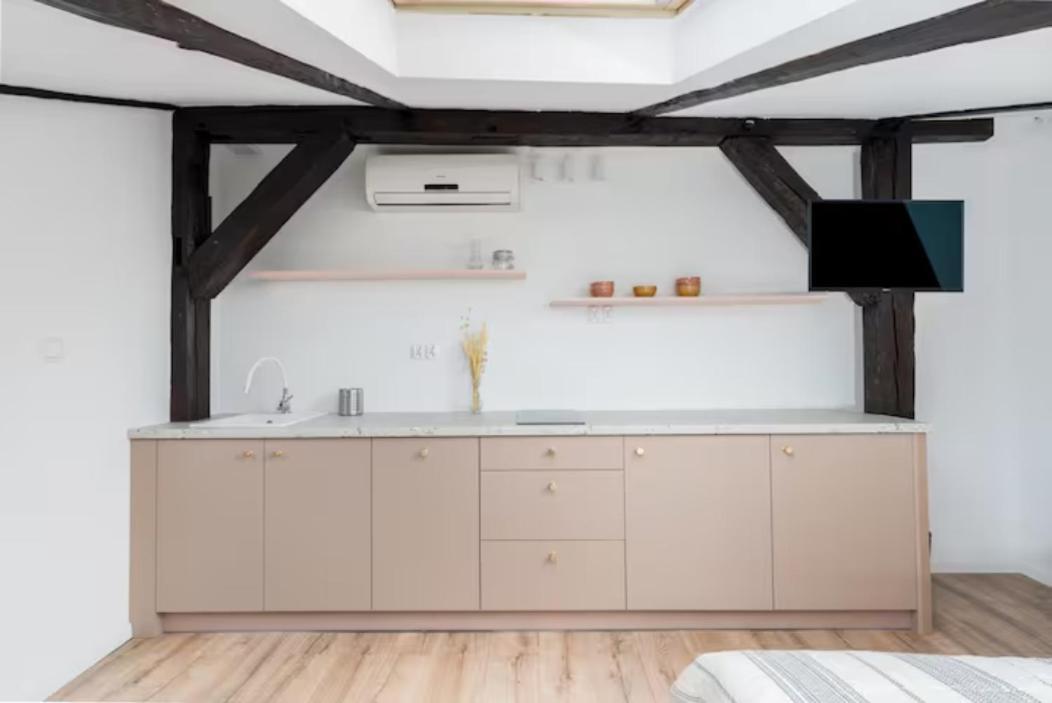 Wislna Old Town Apartment *